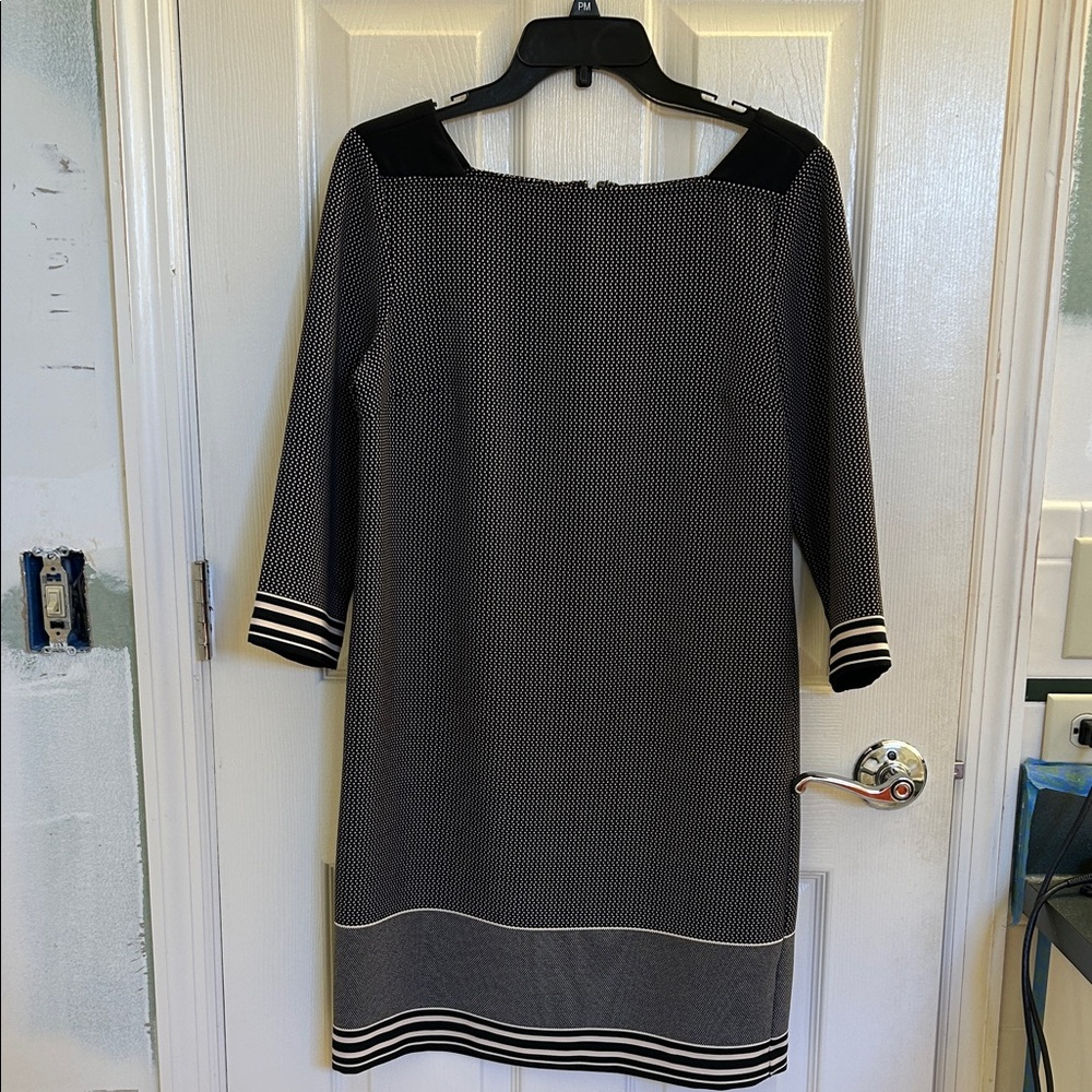Ann Taylor Black and White Long Sleeve Dress